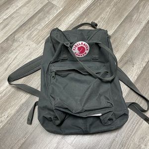Fjallraven Kanken Laptop  17” Bag